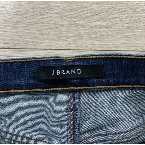 J Brand Ruby High Rise Cigarette Jeans in Arcade - Picture 7 of 14